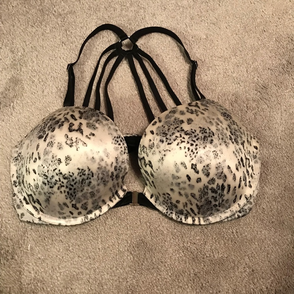 Like New Very Sexy Push Up